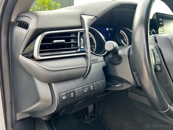 Toyota Camry XV70 2024 rok výroby - 17