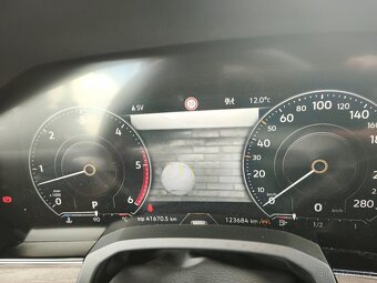 Volkswagen Touareg 3.0 TDi V6 Elegance 210 kW - 17