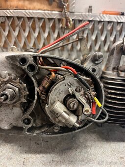 Motor jawa pionýr/mustang - 17