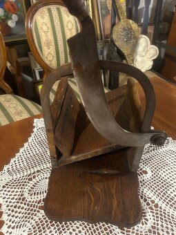 Starožitný ruční kráječ chleba / zeleniny - 17