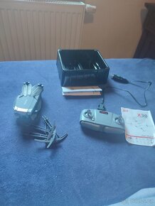 Dron SYMA X30 - 17