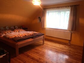 Prodej komerčního RD s bydlením, zahradou a garáži Morkovice - 17