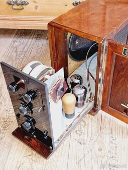 Starožitné rádio Radiola, 313V, SR, rok 1931 - 17