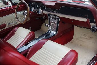 1967 Ford Mustang Fastback - 17