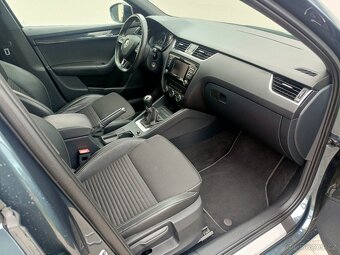 ŠKODA OCTAVIA 3 COMBI RS 2.0 TDI 135 kW, TAŽNÉ, BEZ INVESTIC - 17