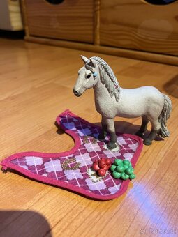 Schleich - 17