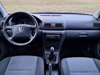 ŠKODA OCTAVIA Combi 1.6i 6/2002 KLIMA,ALU,VYHŘ.SED, STK 2027 - 17