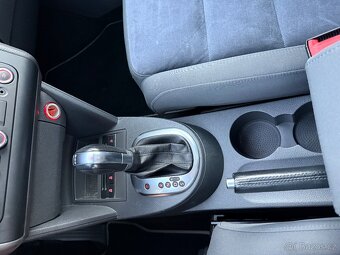 Touran 2.0 tdi 103 kW 7 mist bixenon navi panorama - 17