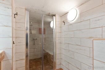 Prodej rodinného domu 212 m², pozemek 2 430 m², Bořkov, Slan - 17