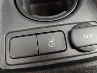 Škoda Citigo 1,0 MPI / 24 tis.km / v zimě nejeté / 2015 / - 17