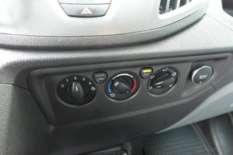 FORD TRANSIT 7MÍST DVOJKABINA 3 STRANNÝ SKLÁPĚČ 2.0TDCI KLIM - 17