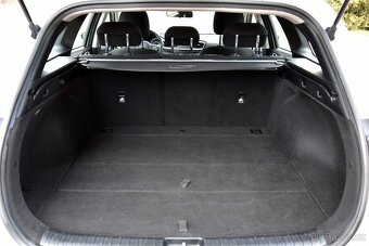 Kia Ceed kombi 1.6 CRDi 6st,TEMP,KLIMA,BT,ALU,ČR,DPH - 17