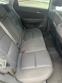 Prodám Hyundai i30 CW 2008 - 17