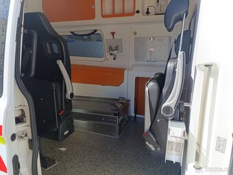 Ford Transit Custom Sanitka - 17