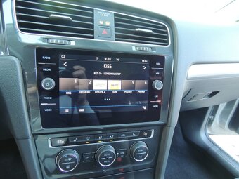 VW Golf Combi 1.6TDi,85kw,DSG,2018,edice Maraton,-21%DPH - 17