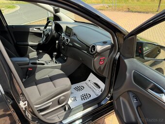 M-B TŘÍDY B 180 CDI 80kW-2013-140.704KM-VÝHŘEV,AC- - 17