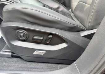 Volkswagen Touareg, 3,0TDi/V6 /210Kw DPH ,fullLED - 17