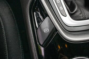 Ford Mondeo 2.0 TDCi Duratorq Titanium A/T - 17