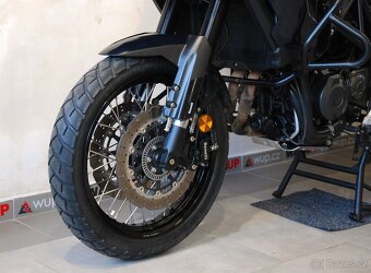 Benelli TRK 502 X - VÝPRODEJ,hezký stav,původ ČR,po 2. maj. - 17