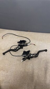 Na motorku (díly,příslušenství) - 17