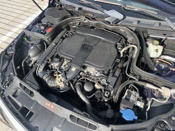 Mercedes Benz C 350 4MATIC V6 Benzín - SEDAN W204 FACELIFT - 17