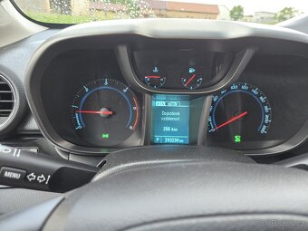 Chevrolet Orlando 2.0 Diesel, 7 míst 2014 - 17