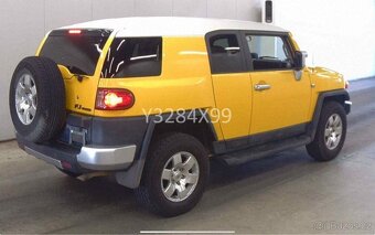 4x Toyota FJ Cruiser - 17