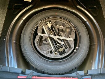 Škoda Octavia II FL 1.6 MPI Elegance r.v.2012 - 17