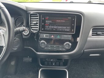 Mitsubishi Outlander 2,2did 110kw Automat 2017 TOP - 17