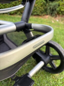 Kočárek Joolz Hub+ - 17