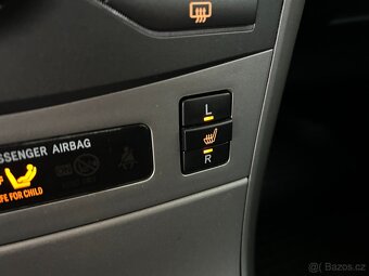 Toyota Corolla 1.6i 91kW,KLIMATIZACE,VYHŘ.SEDADLA - 17