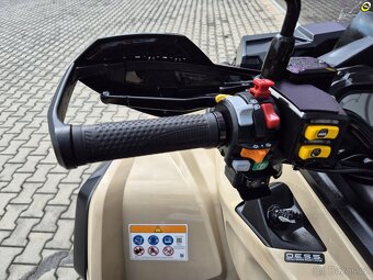 CAN-AM Outlander 1000R XMR - 17