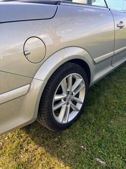 Opel Astra h cabriolet - 17