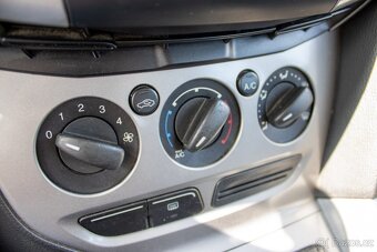 Ford Focus Kombi 1.6 Ti-VCT Trend - 17
