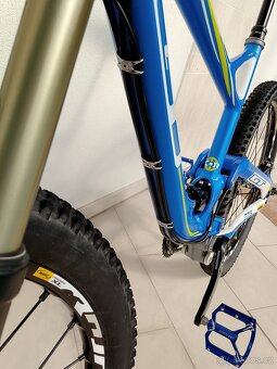 Enduro GT Sensor PRO 27,5  vel. L, FOX Performance- TOP stav - 17