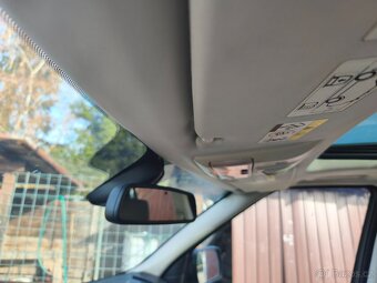 Rover Range zlevňeno - 17