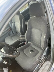 Hyundai trajet - 17