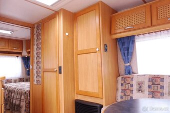 LMC Dominant 510  R.v. 2004 Mover + Stanová předsíň - 17