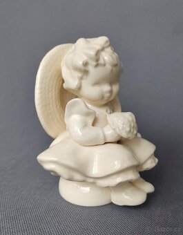 Nádherná sestává figurek a talíře od M.J. Hummel a Goebel - 17