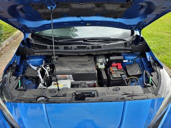 Nissan Leaf 40 KWh ACENTA-2020-ZÁRUKA-SERVIS NISSAN 28 TKM - 17