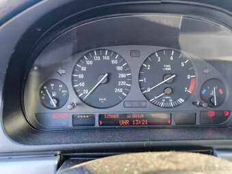 Bmw e39 520i Touring 2003 lifestyle edice - 17