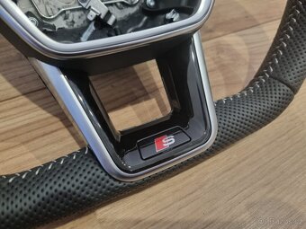 AUDI A6 C8 Q8 S8 SQ8 VOLANT kozeny zkoseny perforovana koža - 17
