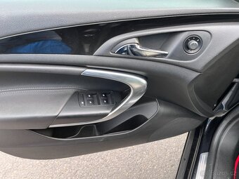 Opel Insignia 2.8T 4x4 LPG R.V.2010 - 17