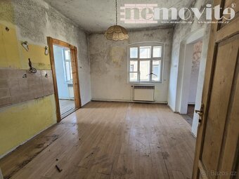 Exkluzivně nabízíme na prodej vícegenerační dům, 977 m2 - No - 17