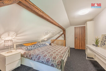 Prodej rodinného domu, 218 m², Svojek - 17