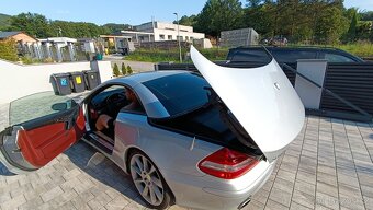 Mercedes SL 550 cabrio - 17