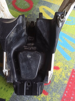 Nádrže benzínové na různé motorky - 17