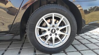 Prodám Chevrolet Cruze, 2,0 VCDi, kombi - ZLEVNĚNO - 17