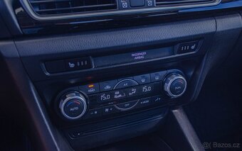 Mazda 3 2.2 Skyactiv-D150 Attraction Sedan - 17