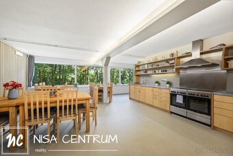 Prodej ubytovacího zařízení 625 m2 s pozemky o velikosti 11. - 17